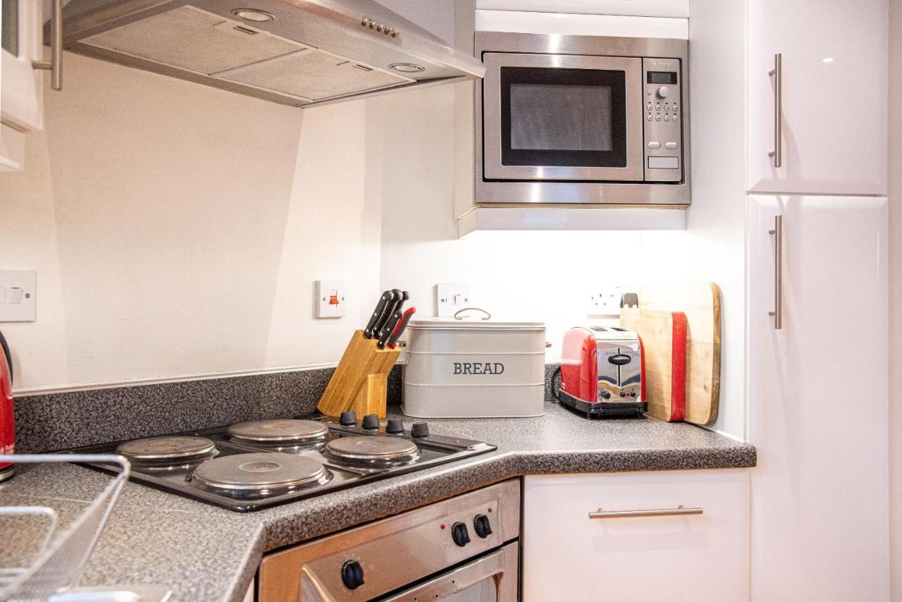Pass The Keys Delightful Apartment Close To River In Se16 伦敦 外观 照片